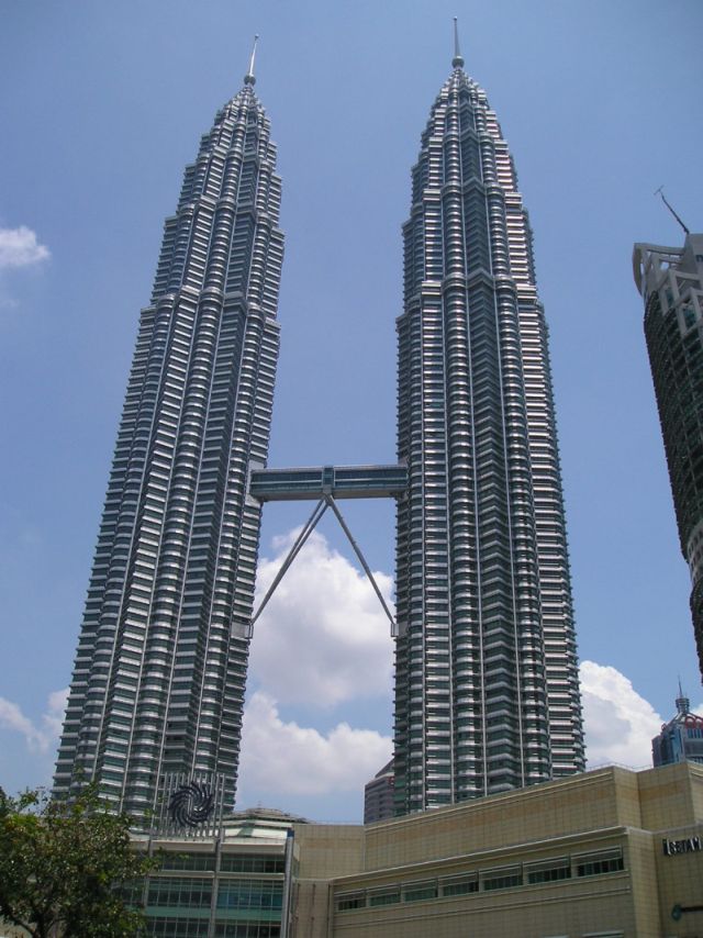 Petronas towers.jpg